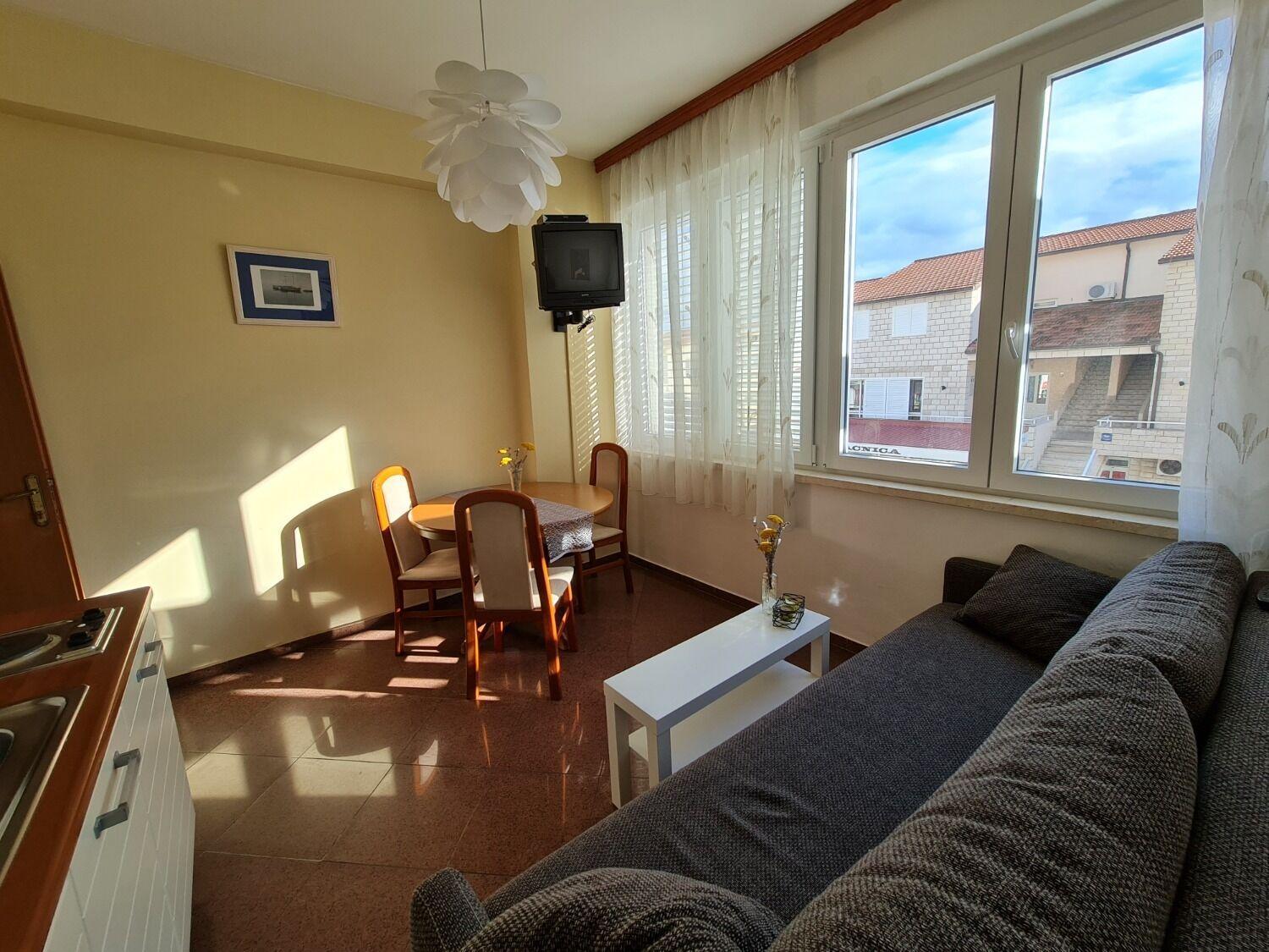 Apartments Dami - 100M From The Sea Оребич Экстерьер фото
