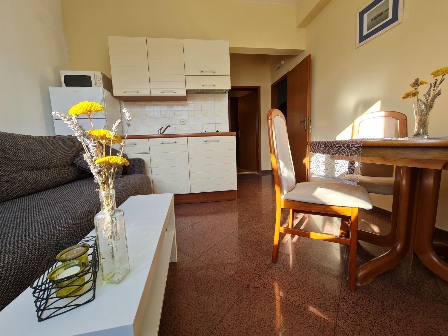 Apartments Dami - 100M From The Sea Оребич Экстерьер фото